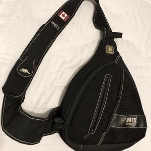 roots sling bag